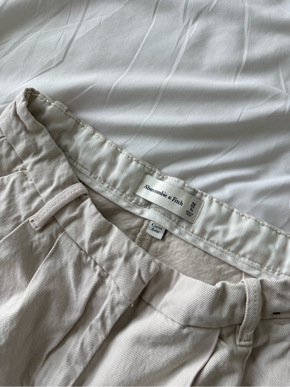 Abercrombie Curve Love Sloane Tailored Jean Size 6 Beige High Rise Wide Leg - Picture 5 of 6